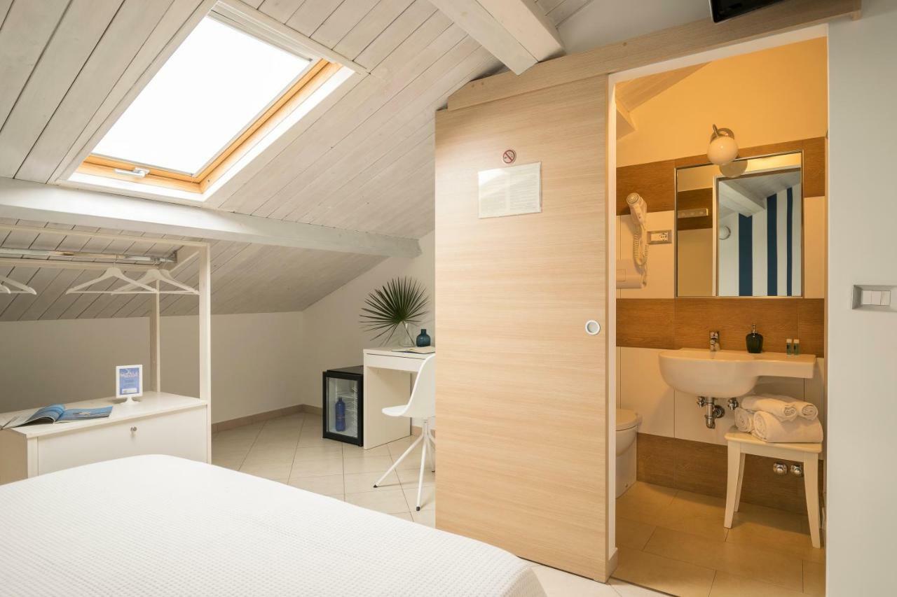 Civico 64 Bed & Breakfast In Mansarda Palmi Dış mekan fotoğraf