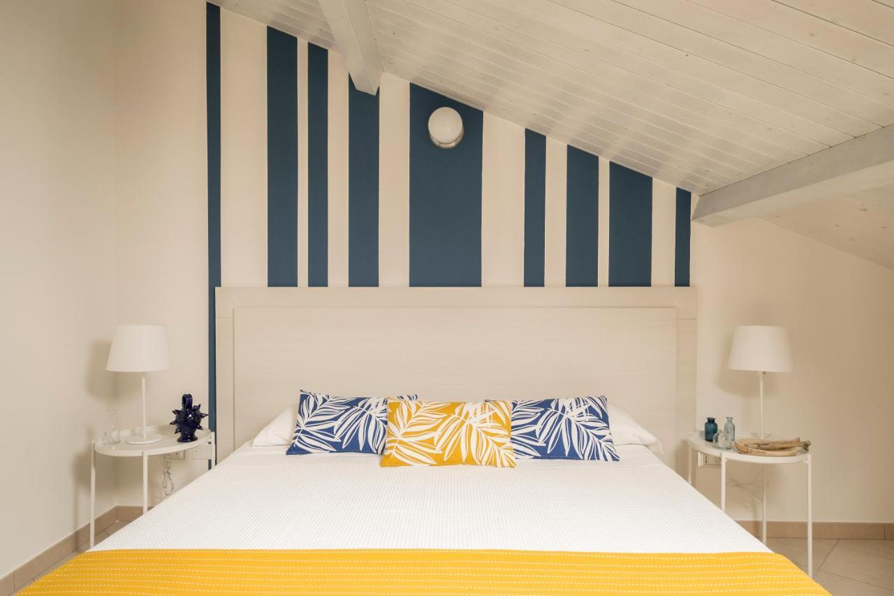 Civico 64 Bed & Breakfast In Mansarda Palmi Dış mekan fotoğraf